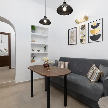 Daire Icarus Rhodes City