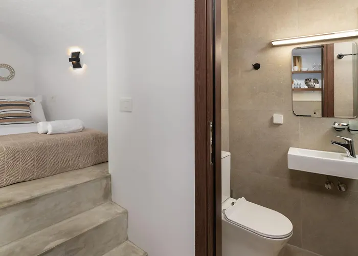 Icarus * Rhodes City